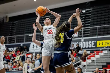 Kaitlyn Elsholz vs. UCSD 2-1-24