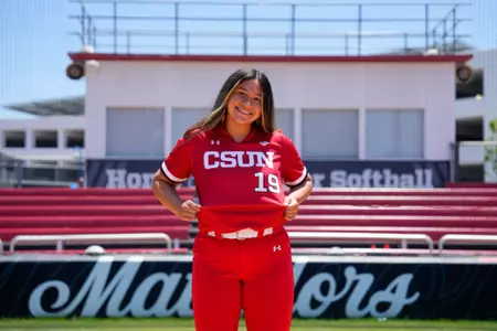 Elisa Gulfin softball