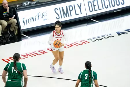 Alondra Lizama Action