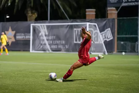 Sydney Lipkin vs. UCI 9-25-25