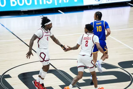 Josiah Davis-Larry Hughes II vs. CSUB 12-4-25