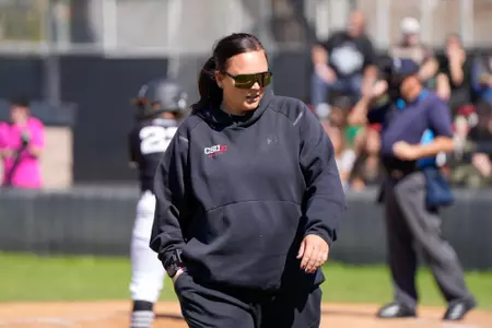 Head coach Charlotte Morgan action
