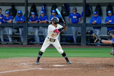 Roberto Gonzalez vs. UCR 5-2-25