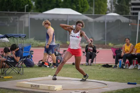 Katherine Shipp-Davis at Ben Brown Invite