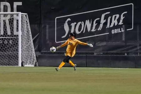 Isabella Andrino vs. Trinity Western