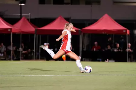 Harper Curnutt vs. Trinity Western