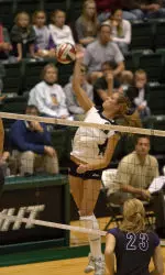Tessa Nelson tied her career-high with nine blocks.