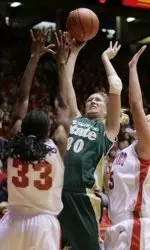 Senior G Molly Nohr