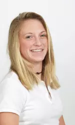 Lauren Strasburger defeated teammate Laura Neal to take first in the gold singles flight