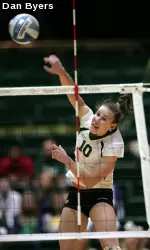 Senior OH Jacque Davisson