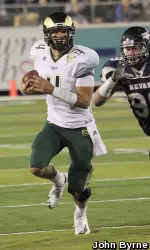 Pete Thomas threw complete 23 of 36 passes for 194 yards on Saturday.