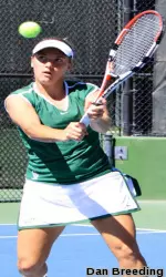 Veronick Wojakowska has a singles record of 3-0 in her last three matches