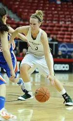 Junior Hayley Thompson