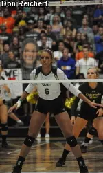 Samantha Peters finished with nine kills on .333 hitting, her fourth consecutive match registering at least nine kills.