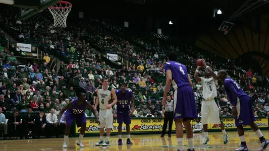 2010-11 Men's Basketball- Travis Franklin