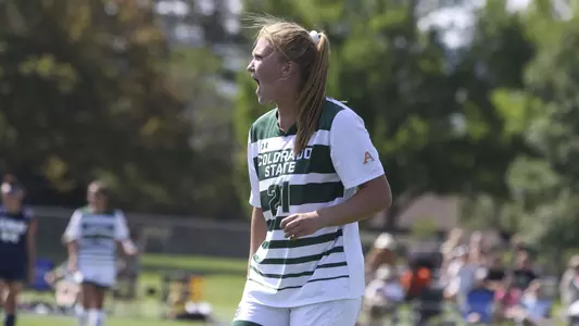 Havlicek_Halley_New_Hampshire_9-3-17_Web_Soccer