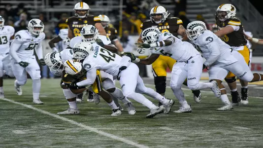 Mohamed Kamara #42, Dequan Jackson #5