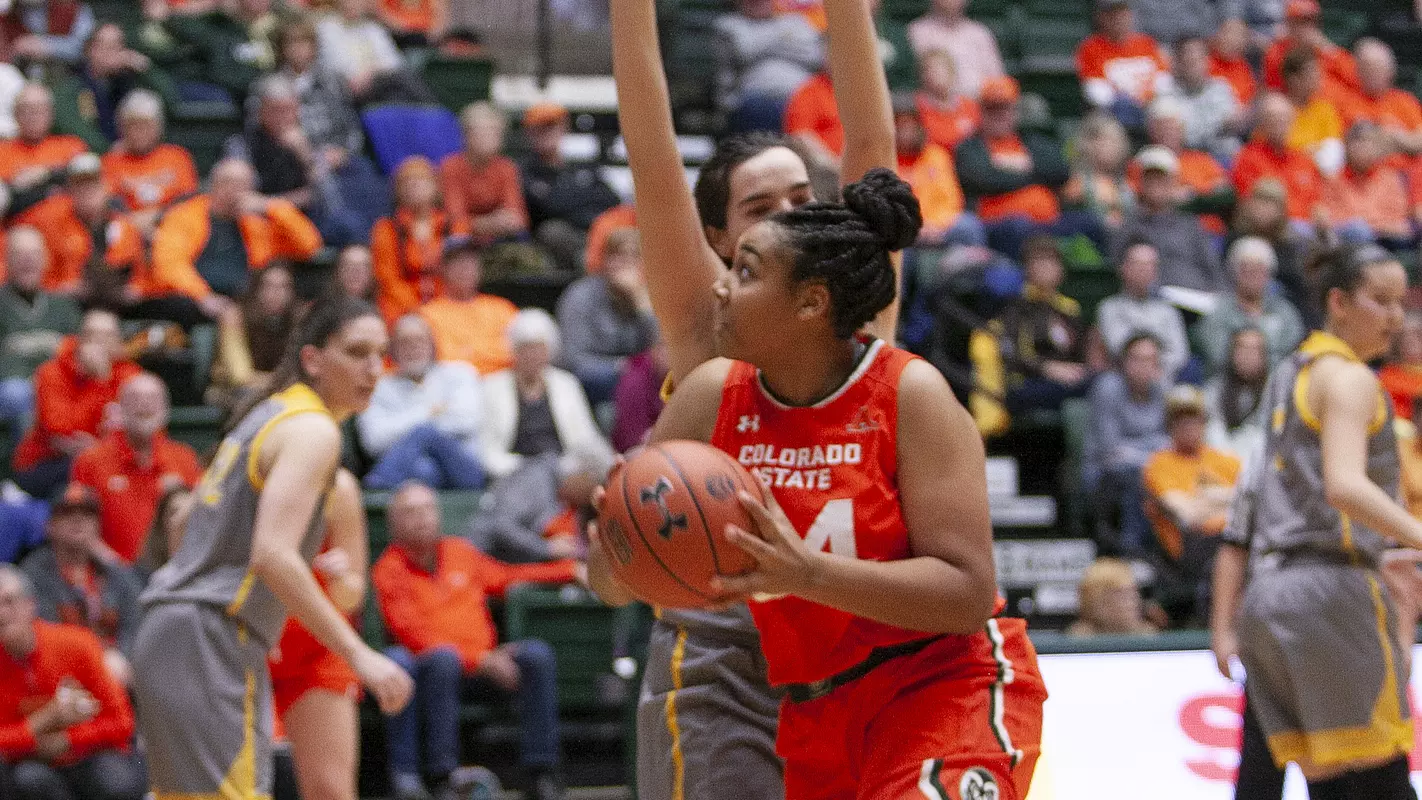 Davis_Liah_Wyoming_Orange_Out_WBB_2-11-19_Web