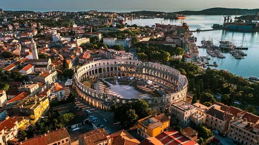 Pula