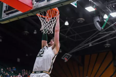 Nico Carvacho #32