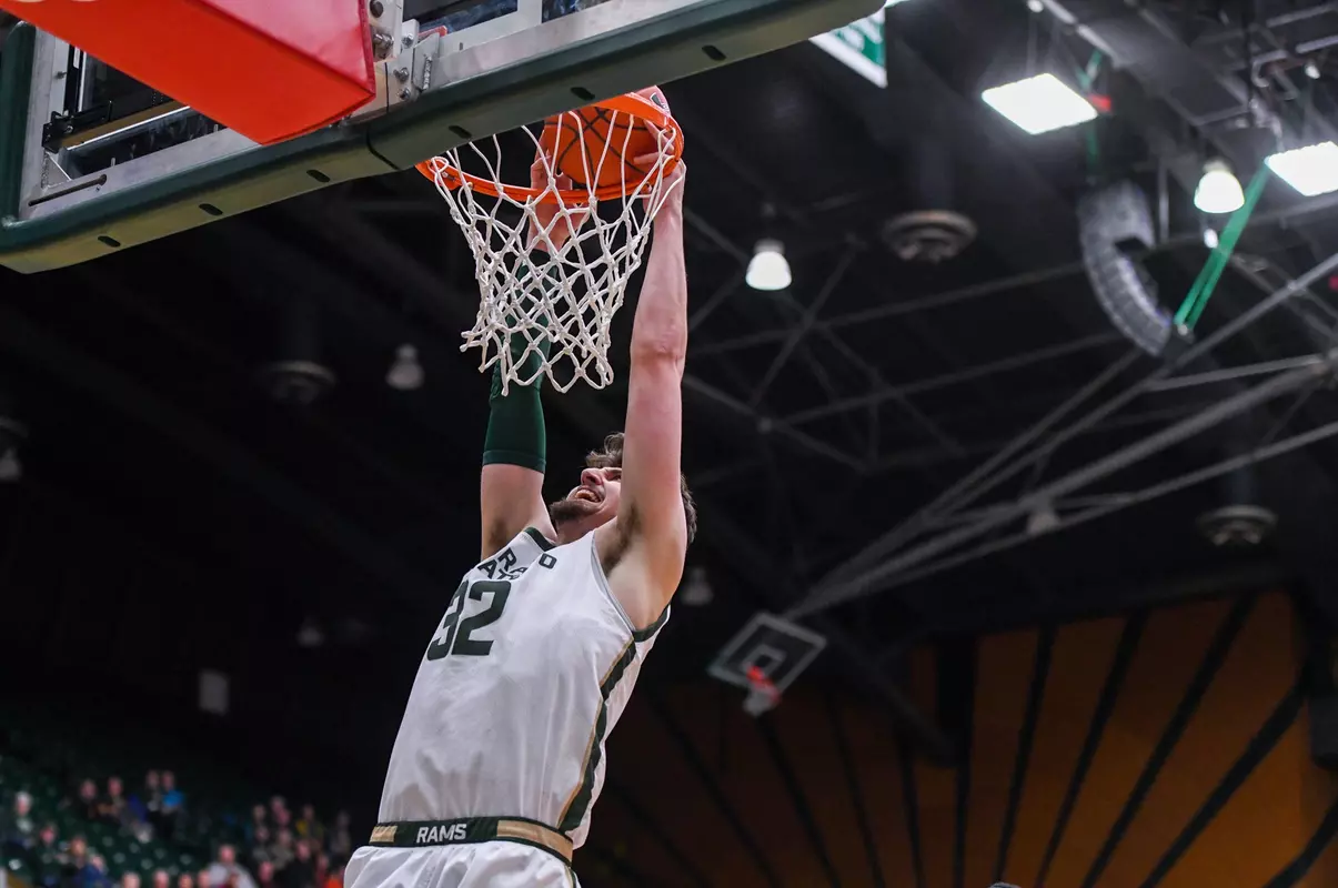 Nico Carvacho #32