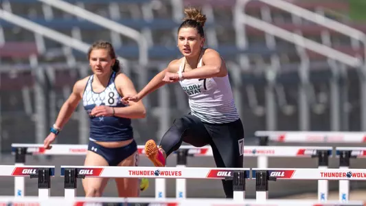 Ella Thomas running at CSU Pueblo