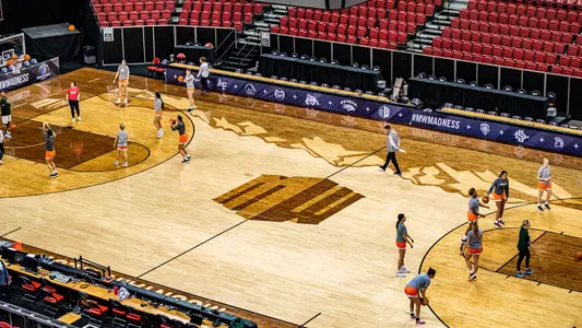 WBB MWT Shootaround