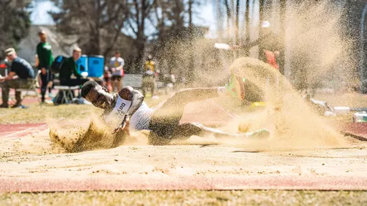 Allam Bushara triple jumps