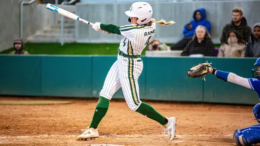 Molly Gates vs Drake