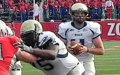 Big Third Quarter Leads Stony Brook Past Bucs, 41-21 Image