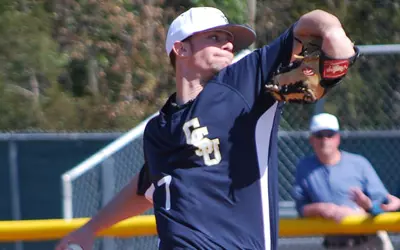 Thornburg dominates No. 28 VMI, earns Saturday split Image