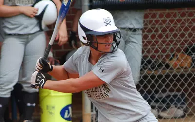 Matthews Breaks Homerun Record With a Grand Slam in 14-9 Slugfest Win Over Blue Hose Image