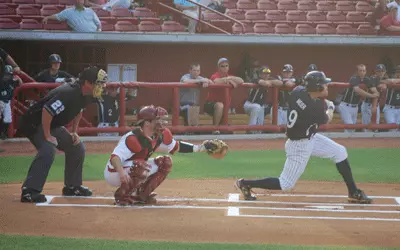 Homer-happy Gamecocks deal Bucs 10-2 loss Image