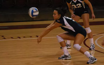 CSU Drops Matches to UIC, Troy; Hill Breaks Career Records Image