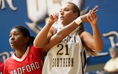 Bucs Drop Third Straight at High Point Image