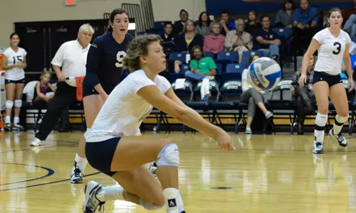 CSU falls to Radford in straight sets, 3-0 Image