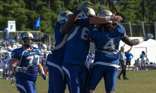 Bucs' Allen rushes for four TDs; CSU shuts down PC in second half in 31-21 win Image