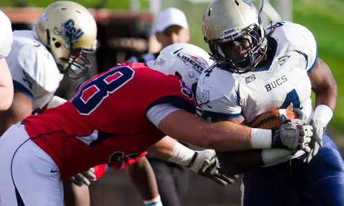 Bucs' win streak ends at three with loss at Liberty, 26-12 Image