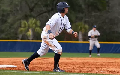 Bucs Tame Tigers 9-3 Image