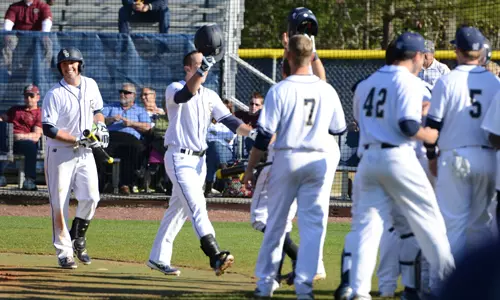 Bucs explode in opener against Eastern Kentucky, 17-4 Image