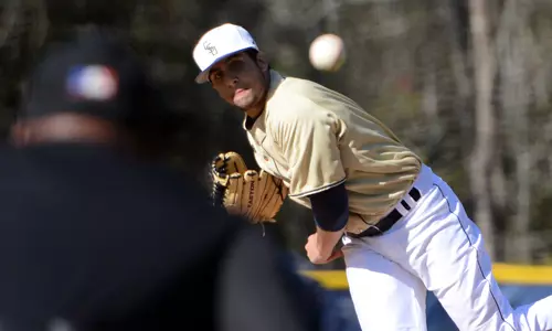 Bucs battle back for 7-6 win over UNC Wilmington Image