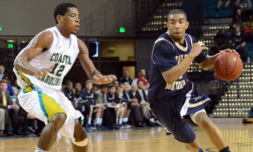 Bucs go cold in loss at Coastal Carolina, 73-53 Image
