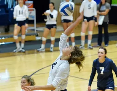 Windsor with 10th double-double in CSU four-set loss to Liberty Image