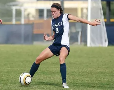 High Point tops CSU on last minute scramble in front of the net, 2-1 Image