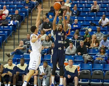 Bucs roll past Presbyterian, 86-47 Image