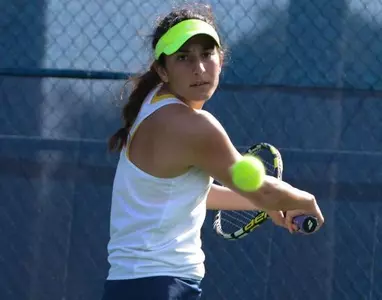 Charleston Southern sweeps Columbia, 7-0 Image