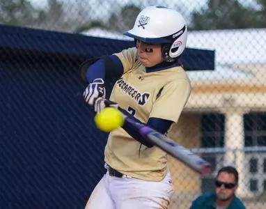 Charleston Southern tops UNC Wilmington, UMES in improving to 3-0 Image