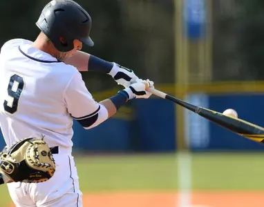 Bucs drop series finale at Longwood in extra innings, 8-7 Image