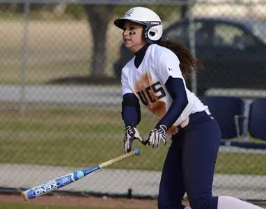 Bergmann, Brock homer in Buccaneers' Monday split against Liberty Image