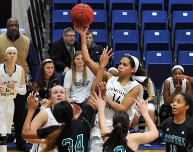 Bucs fall to visiting Chants on Tuesday night, 71-62 Image